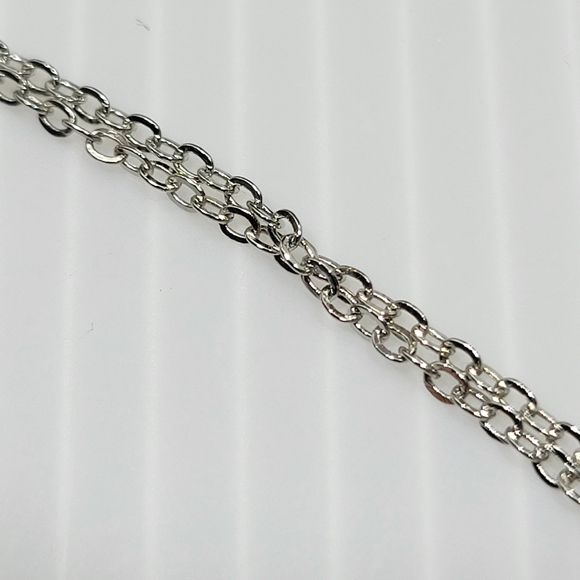 Silver Colored Heart I Love You 100 Languages Projection Necklace - Picture 4 of 7